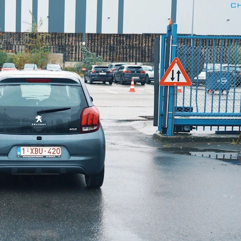 Entrée du parking de Park&Fly